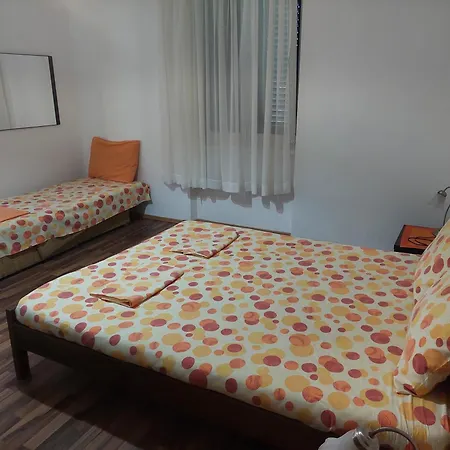 Kjara Apartments Tivat Exterior photo